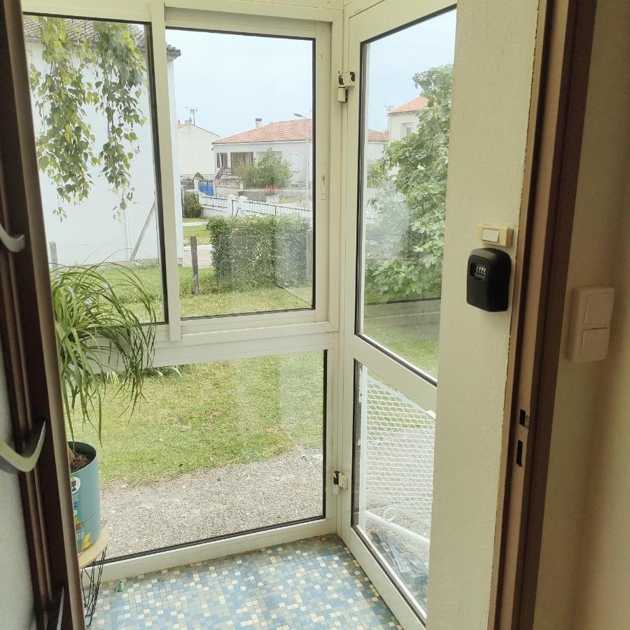 Charmante Maison Entre Mer Et Campagne La Jarrie 외부 사진